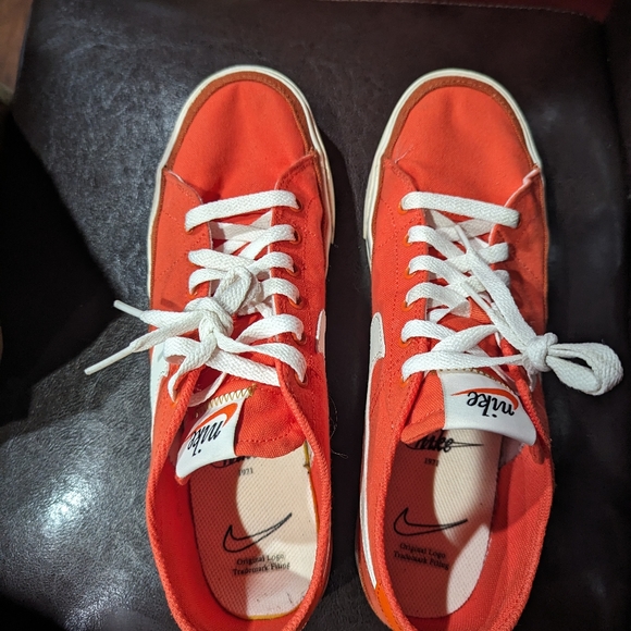 Nike court legacy canvas shoe size 9.5 - Picture 3 of 6